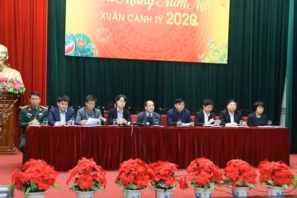 Buổi thông tin báo chí về tình hình dịch viêm đường hô hấp cấp của Bộ Y tế. Ảnh: TL