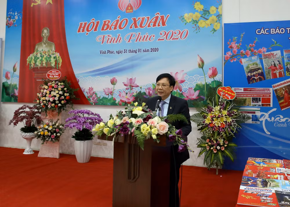 Đồng chí Hồ Quang Lợi,&nbsp;Phó Chủ tịch Thường trực Hội Nhà báo Việt Nam phát biểu tại Hội Báo. Ảnh: Sơn Hải