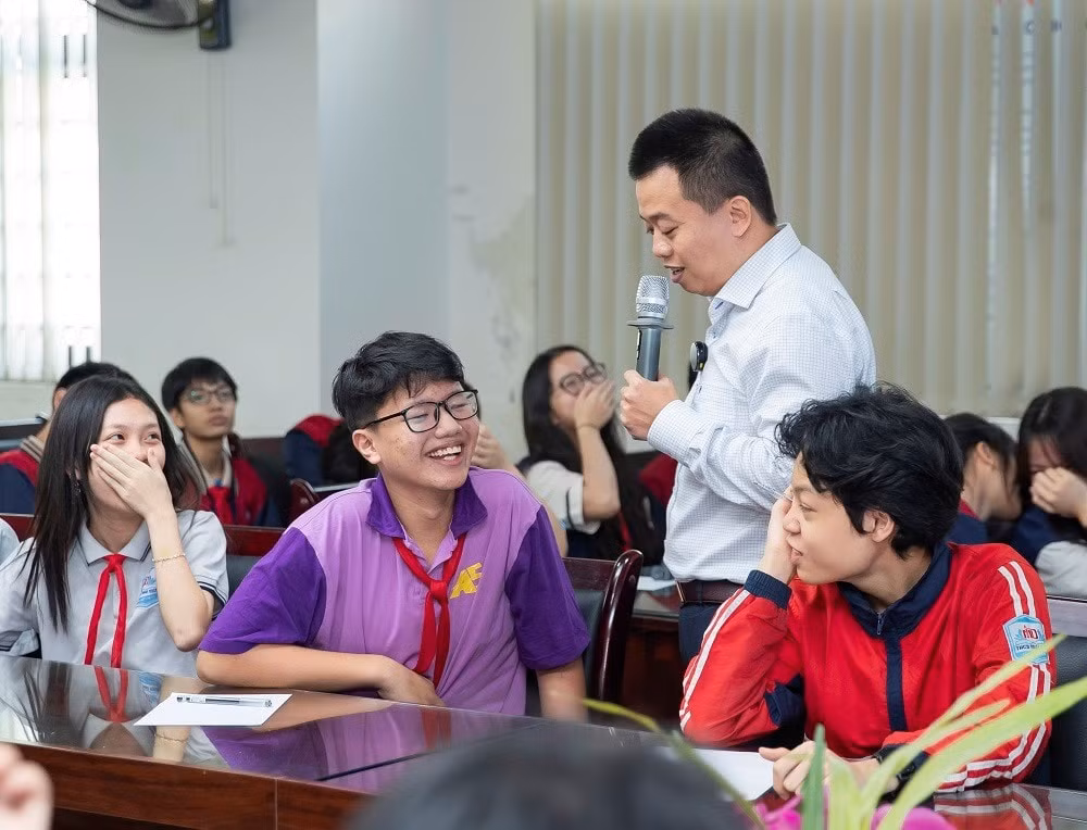 cong ty bao hiem nhan tho mb ageas life mien phi chuoi dao tao ky nang song cho hang ngan hoc sinh hinh 2