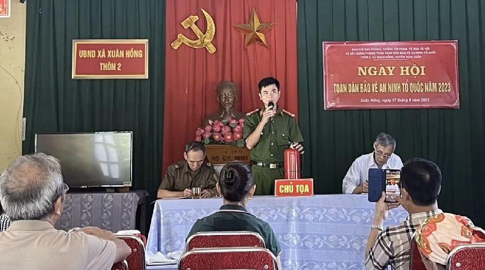 ky i nho ve anh nguoi chien sy cong an trung hieu hinh 2