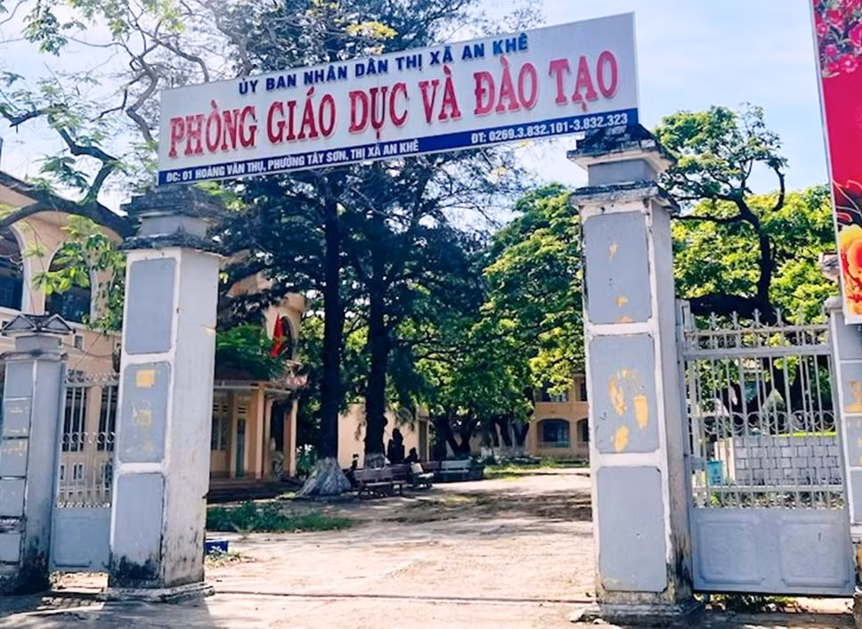 gia lai khoi to 3 bi can trong do co nguyen truong phong gddt thi xa an khe hinh 1
