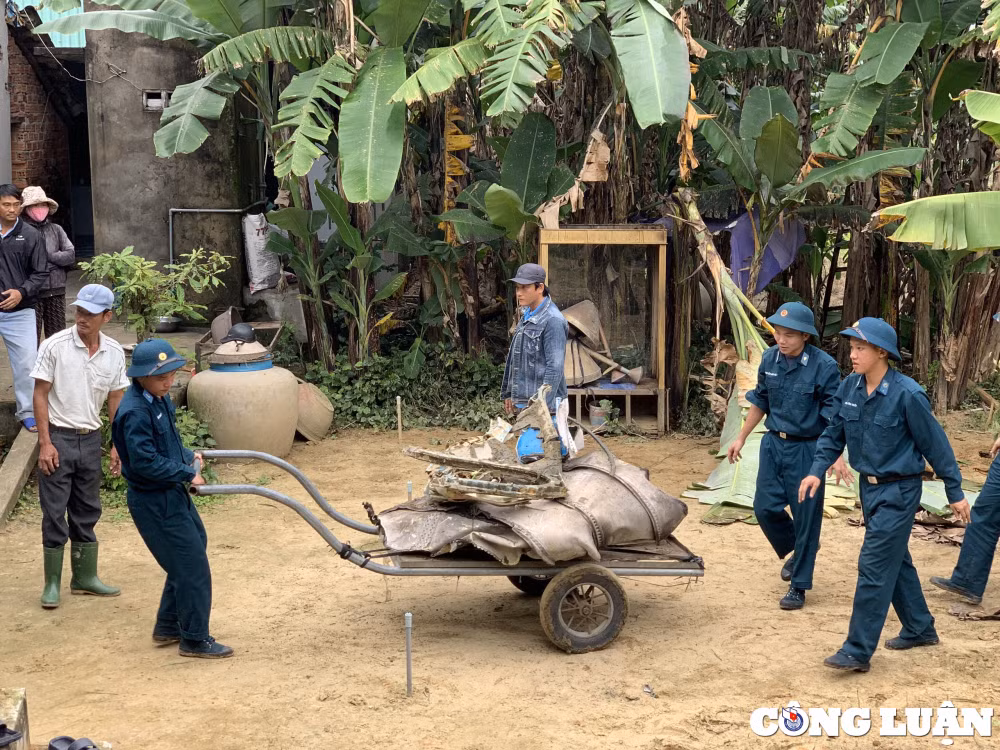 vu may bay quan su roi o quang nam chinh quyen bao cao thiet hai hinh 4