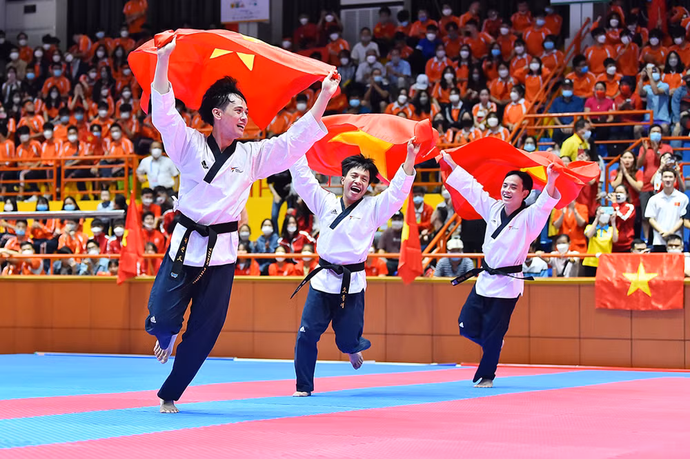 5 nam nhung khoanh khac dong lai hinh 10