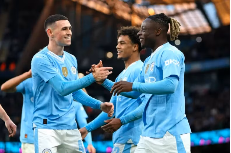 kevin de bruyne tro lai man city thang dam tai fa cup 2023 24 hinh 1
