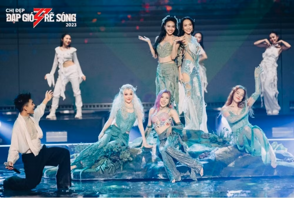 doi ninh duong lan ngoc dung dau cong dien 4 show dap gio hinh 1