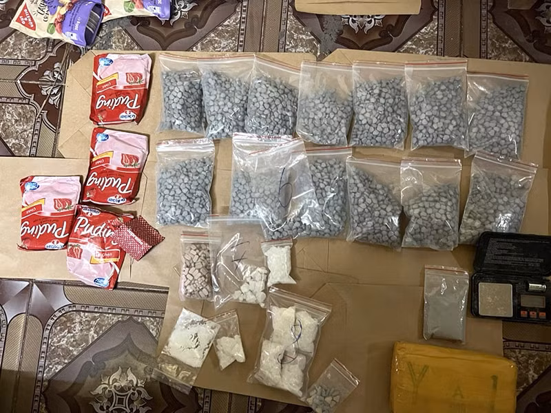 pha chuyen an bat 3 doi tuong va thu giu hon 10kg ma tuy tong hop cac loai hinh 1