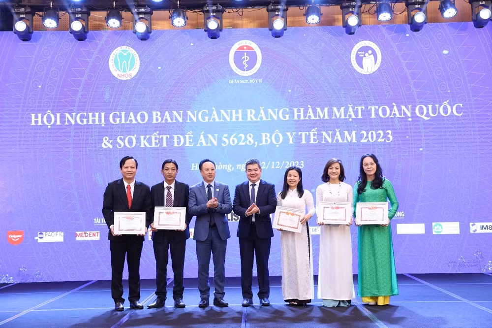 nganh rang ham mat khong ngung duoc mo rong hop tac quoc te va dat nhieu thanh tuu noi bat nam 2023 hinh 4