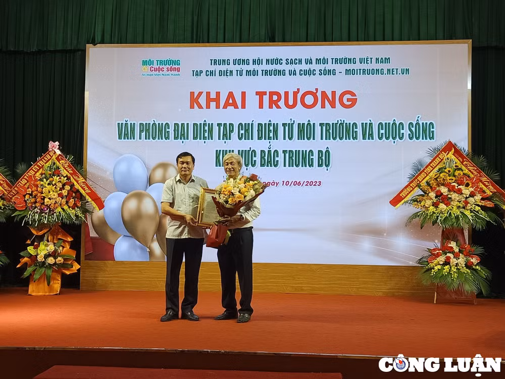 tap chi dien tu moi truong va cuoc song thanh lap van phong dai dien khu vuc bac trung bo tai thanh hoa hinh 1