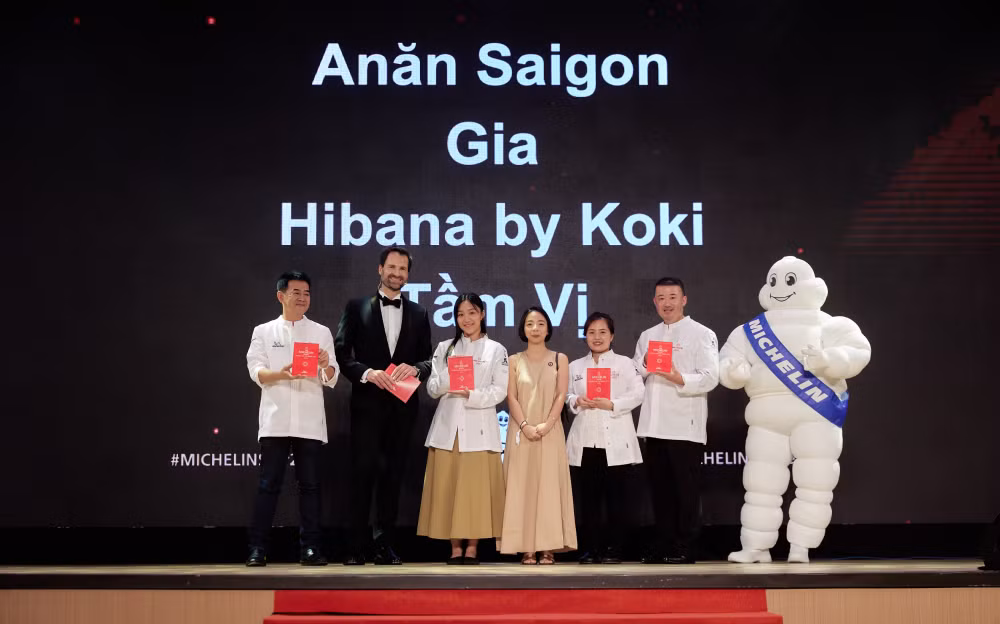 michelin guide lop xe ngoi sao va cuoc cach mang am thuc hinh 1