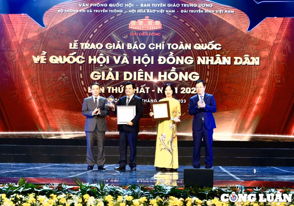 vinh danh cac tac pham doat giai dien hong lan thu nhat nam 2023 hinh 2