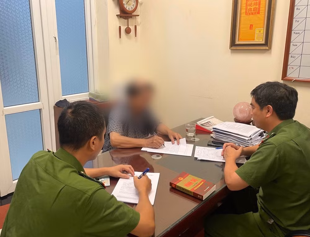 ha noi xu phat nguoi chia se thong tin bia dat vu tan cong tru so xa tai dak lak hinh 1