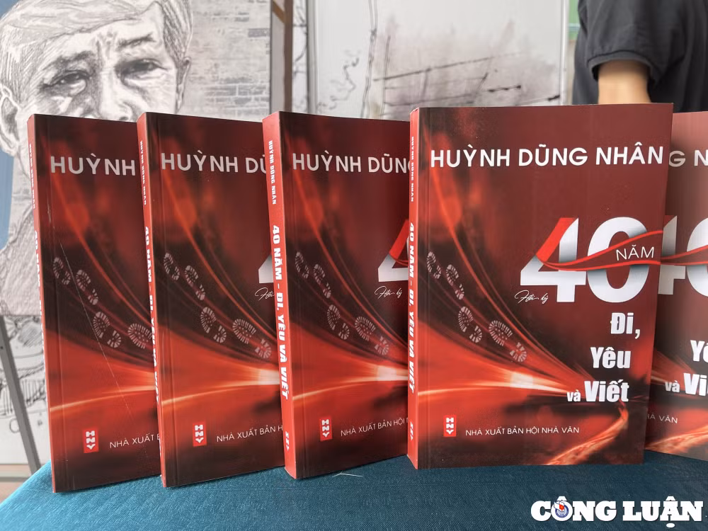 ra mat sach 40 nam di yeu va viet cua nha bao huynh dung nhan hinh 2