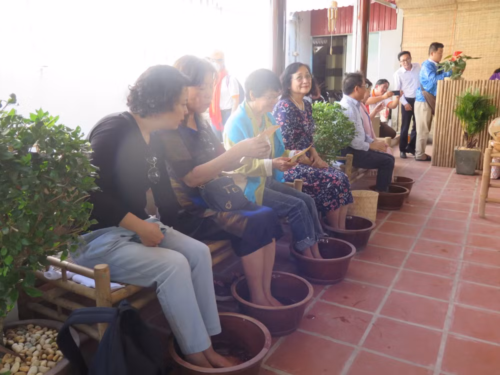 doc dao to du lich cong dong thieng lieng o thanh an hinh 3