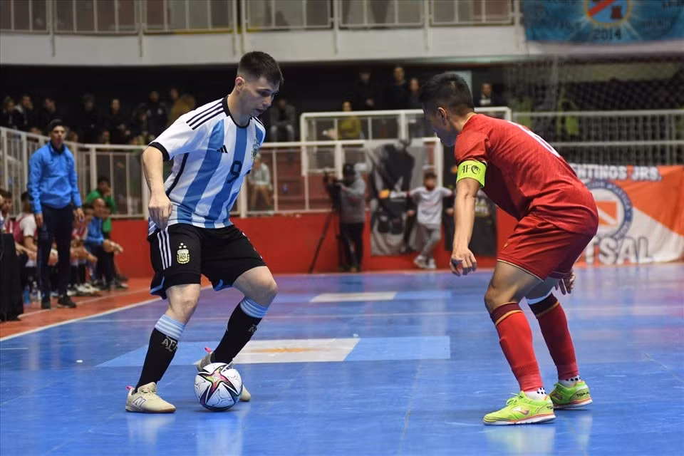 huan luyen vien doi tuyen futsal viet nam duoc vinh danh o argentina hinh 3