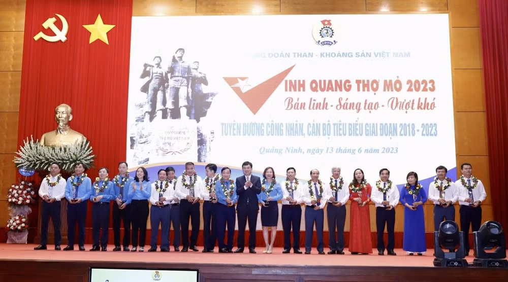 vinh quang tho mo ban linh sang tao vuot kho hinh 5