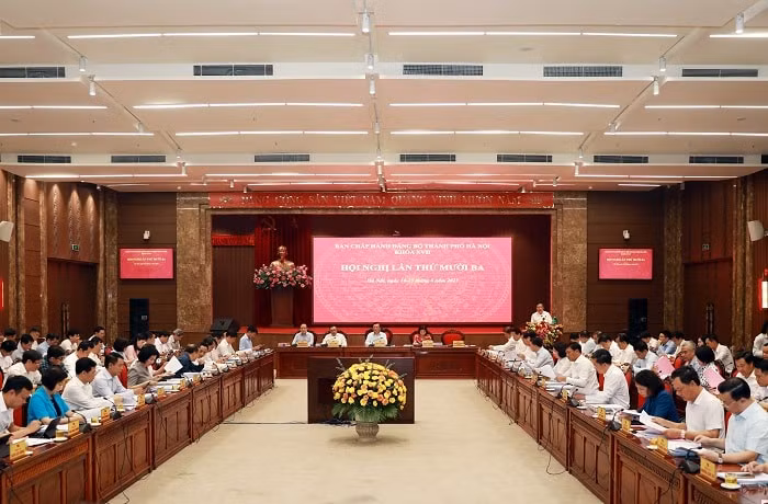 ban chap hanh dang bo tp ha noi ban giai phap dot pha phat trien kinh te xa hoi hinh 1