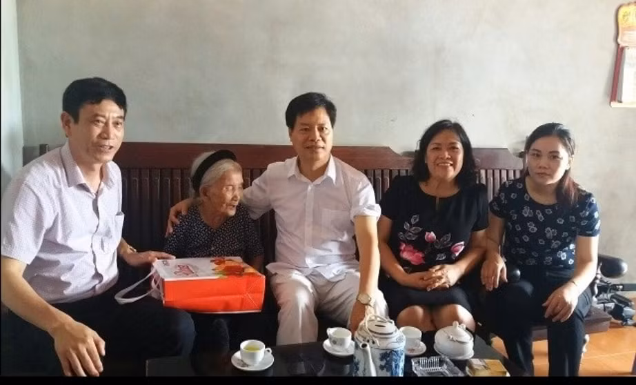 bcc voi nhiem vu cao ca cham soc phung duong ba me viet nam anh hung hinh 3