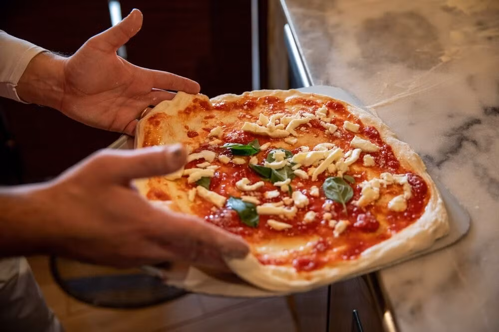 nguoi italy ngai lam pizza vi gia thanh dat do hinh 1