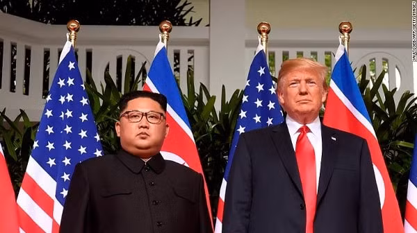 Nhà lãnh đạo Triều Tiên Kim Jong Un (trái) và Tổng thống Mỹ Donald Trump (phải). Ảnh: CNN