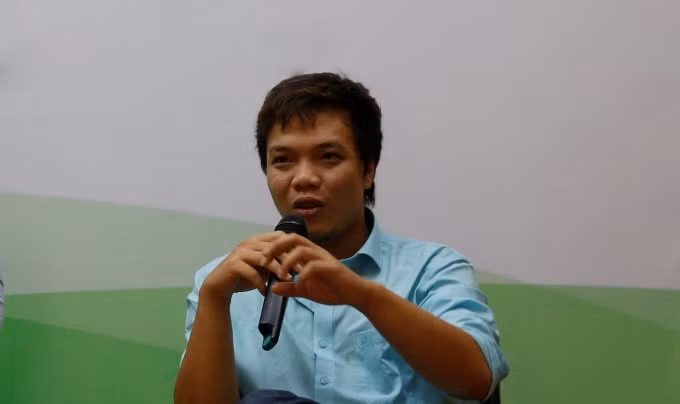 Nhà báo Đinh Đức Hoàng.