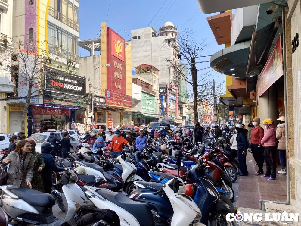 pho kinh doanh vang lon nhat thanh hoa tap nap ngay via than tai hinh 2