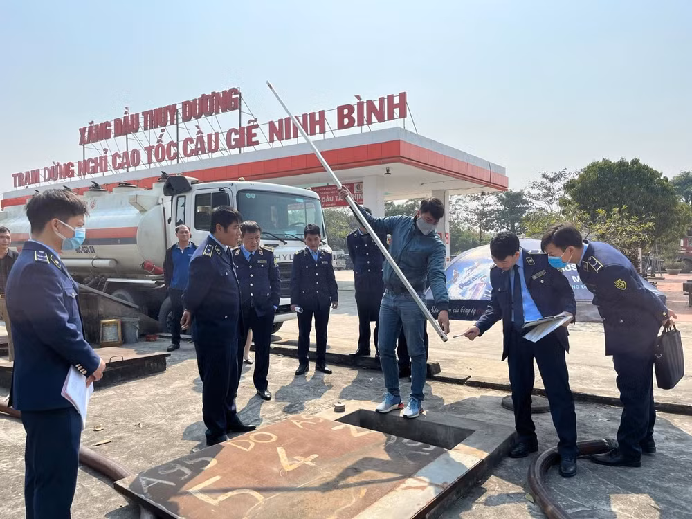 gia xang tang 1000 dong lit khong theo quy dinh doanh nghiep xang dau khong bat ngo hinh 2