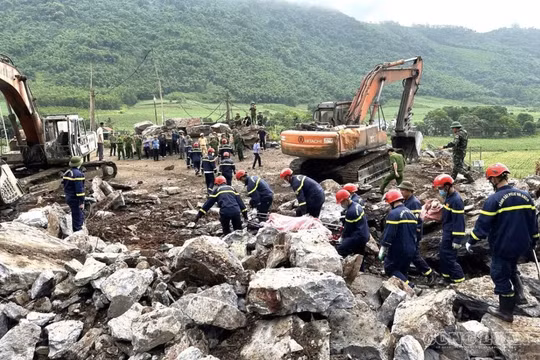 Thanh Hóa: Bắt tạm giam chủ mỏ đá liên quan vụ sạt lở khiến 3 người tử vong