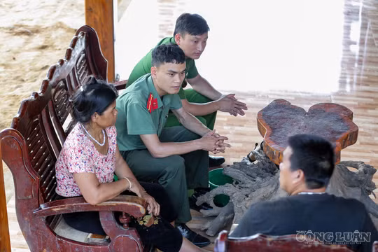 Thanh Hóa: Công an xã bám bản giữ bình yên nơi biên giới