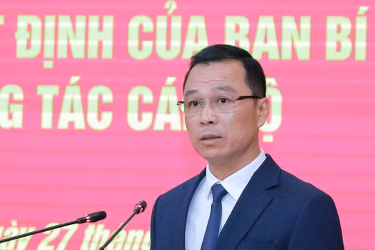 Thiếu tướng Tô Anh Dũng được bầu giữ chức Chủ tịch UBND tỉnh Thanh Hóa