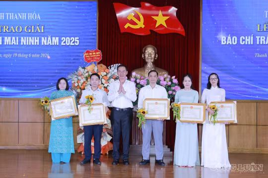 Thanh Hóa: 36 tác phẩm được trao Giải Báo chí Trần Mai Ninh năm 2025
