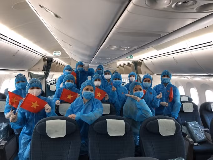 Chuyến bay đặc biệt đưa gần 300 công dân Việt Nam từ Canada hồi hương về nước (Ảnh minh họa)
