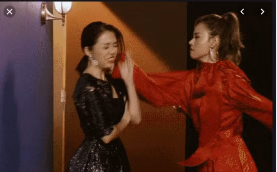 Cảnh diễn được cho là Midu 