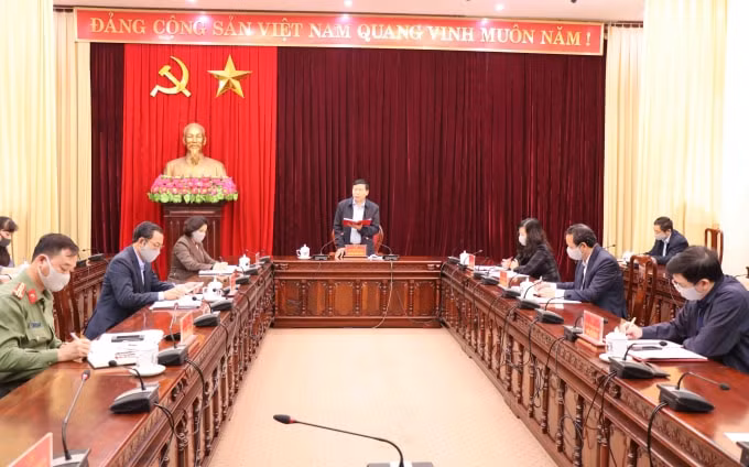 Quang cảnh cuộc họp Thường trực Tỉnh ủy Bắc Ninh vào sáng 13/4.