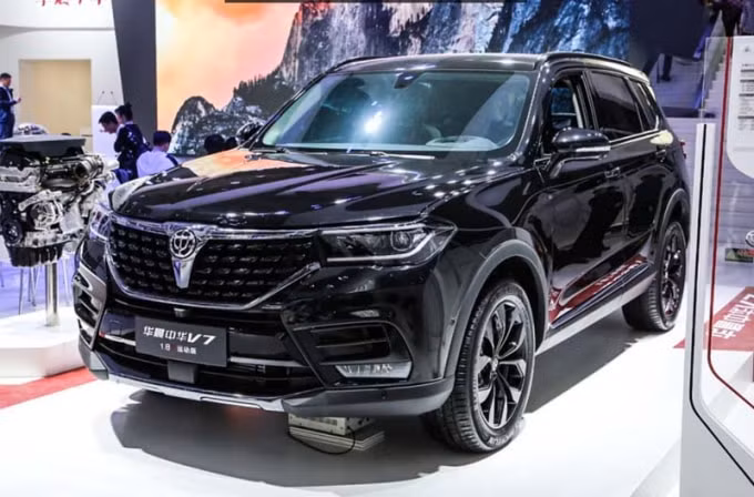 Brilliance V7 với động cơ được hỗ trợ bởi BMW. Ảnh: Carnewschina