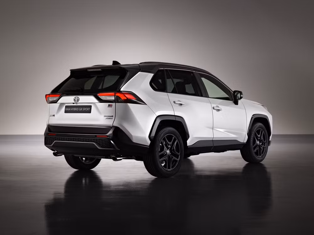 toyota rav4 gr sport 2023 ra mat voi dien mao moi dam chat the thao hinh 2