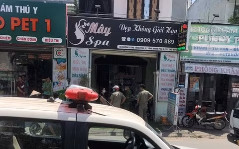 nghi an chong sat hai vo roi tu tu trong tiem spa o tp thu duc hinh 1