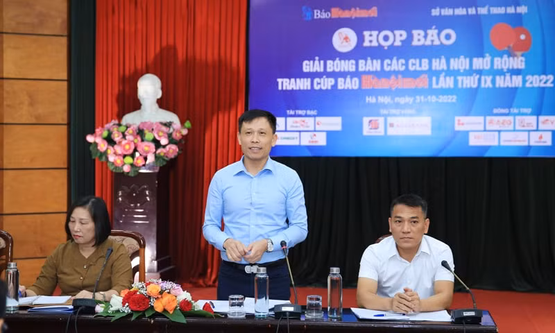 hon 300 tay vot tham du giai bong ban cac cau lac bo ha noi mo rong cup bao hanoimoi hinh 1