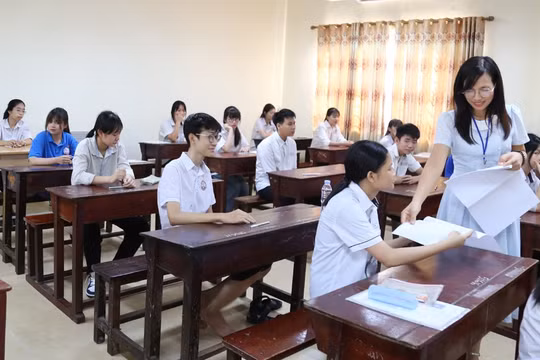 Bắc Ninh: Hơn 50.400 thí sinh bước vào kỳ thi lớp 10 trong nắng nóng gay gắt