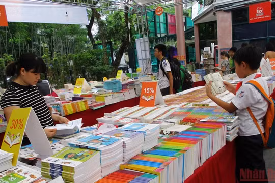 Đổi mới hoạt động xuất bản: Từ yêu cầu bảo đảm định hướng chính trị đến xây dựng hệ sinh thái tri thức phục vụ phát triển đất nước