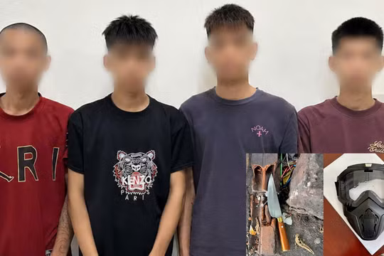Bắt nhóm thiếu niên đeo mặt nạ, dùng dao cướp xe máy trong đêm