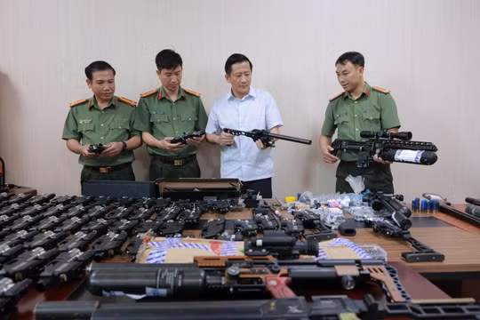 Triệt phá đường dây chế tạo, mua bán vũ khí quân dụng quy mô lớn liên tỉnh