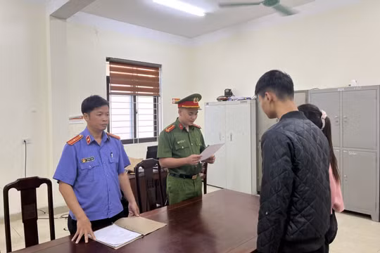Phú Thọ: Khởi tố thiếu niên mang kiếm đi giải quyết mâu thuẫn