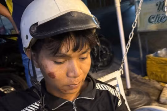 Khánh Hòa: Bắt giữ đối tượng truy nã nguy hiểm về tội tàng trữ trái phép vũ khí quân dụng