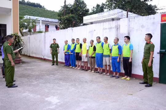 Khởi tố 9 đối tượng trong đường dây phát lậu bóng đá, cá độ 850 tỷ đồng ở Lào Cai