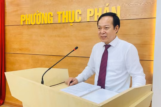 Bí thư Đảng ủy phường Thục Phán Vũ Đình Quang phát biểu nhận nhiệm vụ (ảnh BCB)