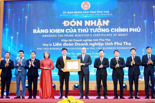 Chương trình "Doanh nghiệp đồng hành - Phú Thọ phát triển" thu hút gần 600 đại biểu tham dự