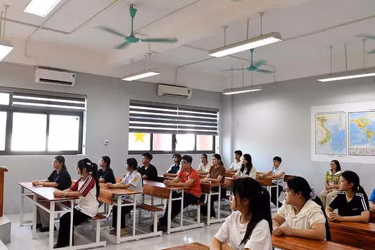 Đồng Tháp – Lào Cai – Huế cùng bước vào môn thi Ngữ văn kỳ thi lớp 10