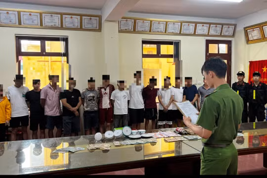 Lạng Sơn: Lập sới bạc trên đồi rừng Co Ói, tổ chức ca chơi và bảo kê thu phí 