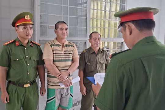 Vĩnh Long: Mâu thuẫn tiền gas, nam thanh niên đánh người trọng thương