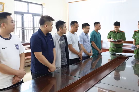 Triệt phá đường dây cá độ bóng đá giao dịch hơn 900 tỷ đồng, tạm giữ hình sự 6 đối tượng